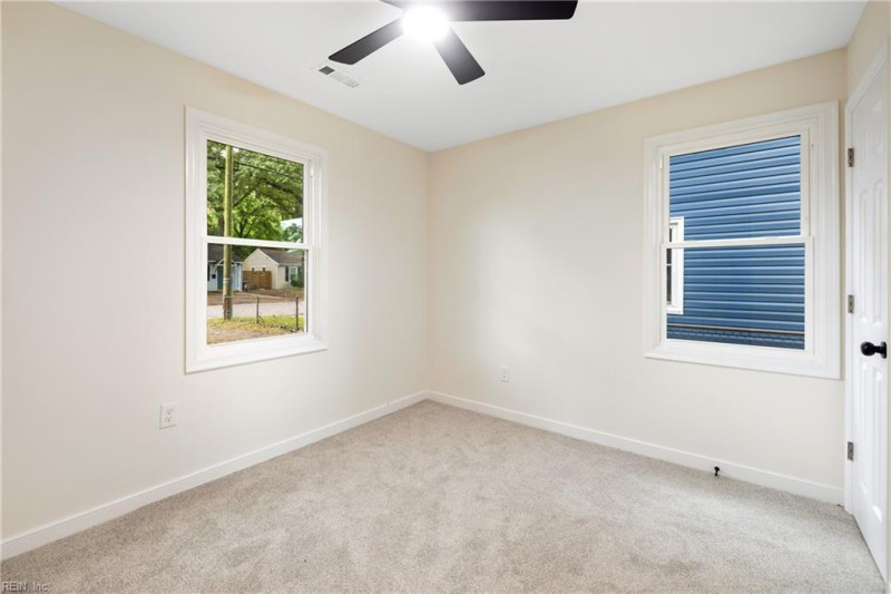 Photo 13 of 21 residential for sale in Hampton virginia