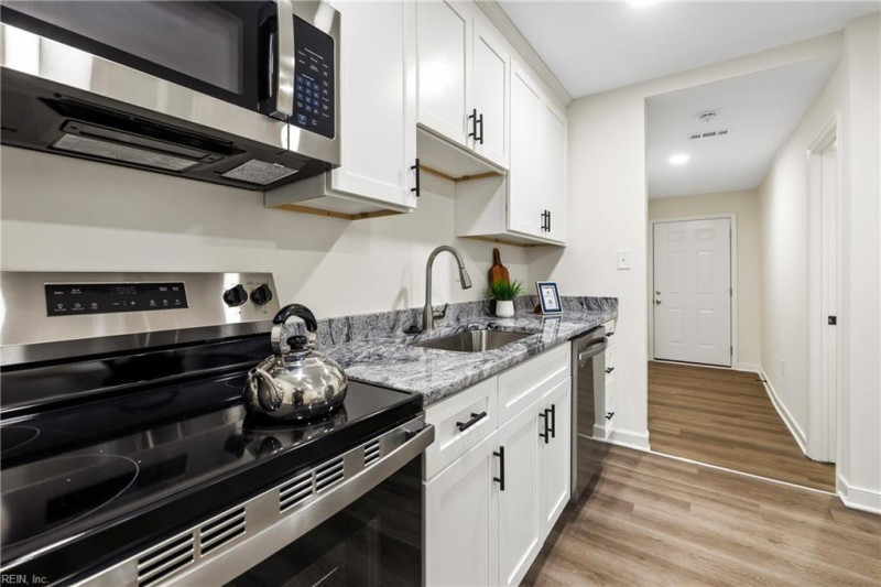 Photo 8 of 21 residential for sale in Hampton virginia