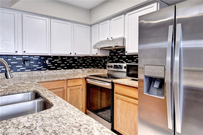 Photo 16 of 34 residential for sale in Newport News virginia