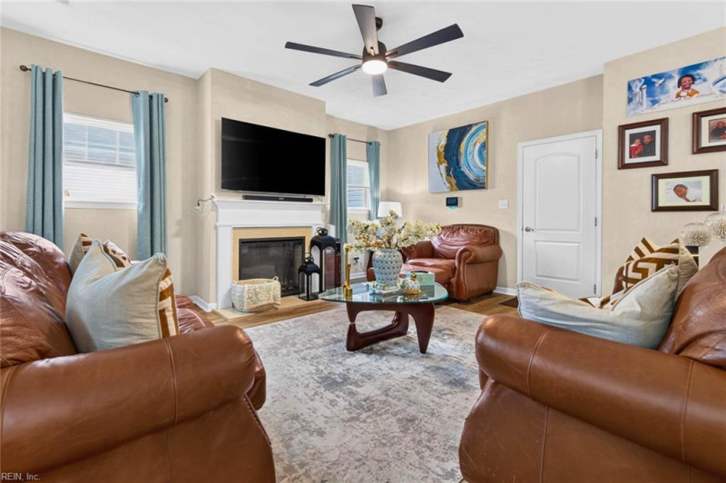 Photo 15 of 50 residential for sale in Chesapeake virginia Photo 15 of 50 residential for sale in Chesapeake virginia