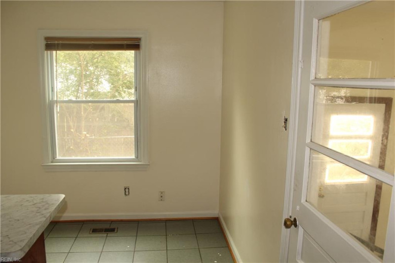 Photo 11 of 22 residential for sale in Hampton virginia Photo 11 of 22 residential for sale in Hampton virginia