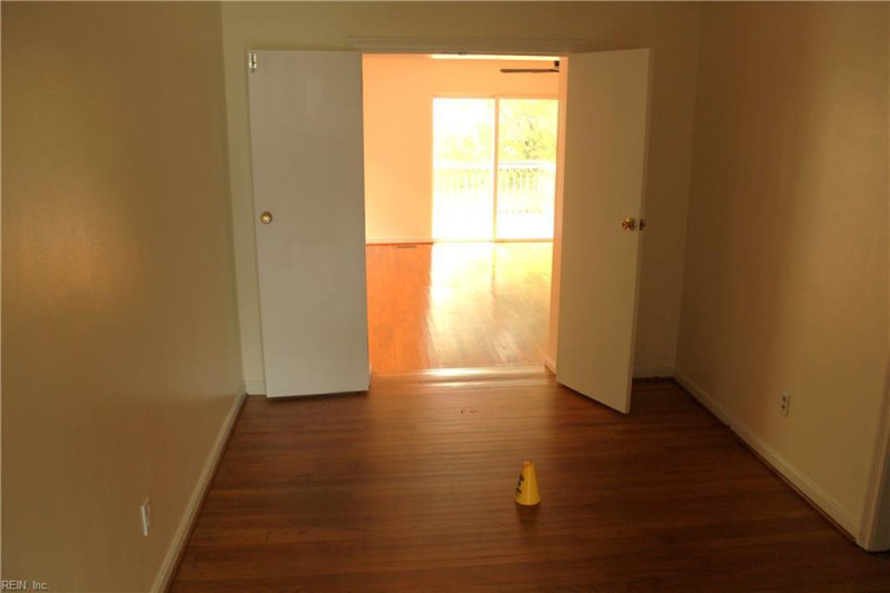 Photo 7 of 22 residential for sale in Hampton virginia Photo 7 of 22 residential for sale in Hampton virginia