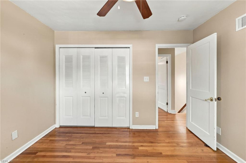 Photo 20 of 32 residential for sale in Virginia Beach virginia