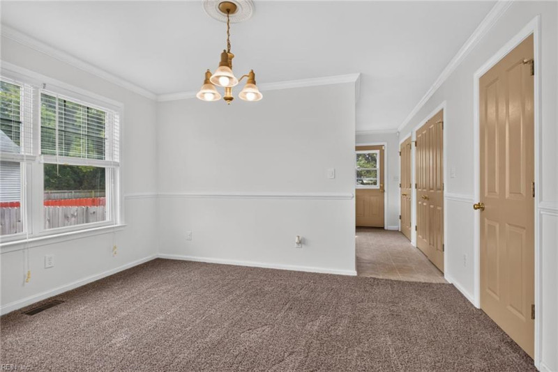 Photo 10 of 32 residential for sale in Hampton virginia
