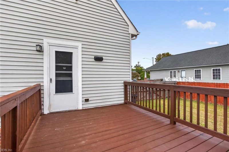 Photo 30 of 32 residential for sale in Hampton virginia