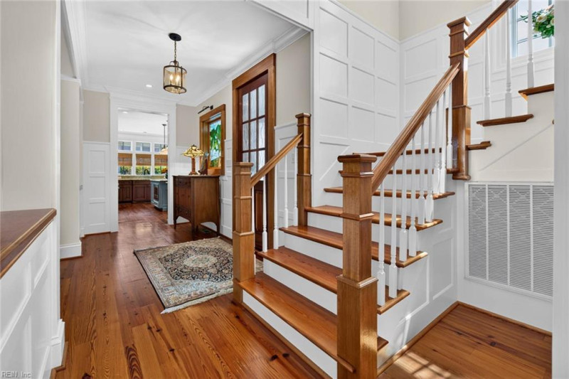 Photo 10 of 47 residential for sale in Virginia Beach virginia