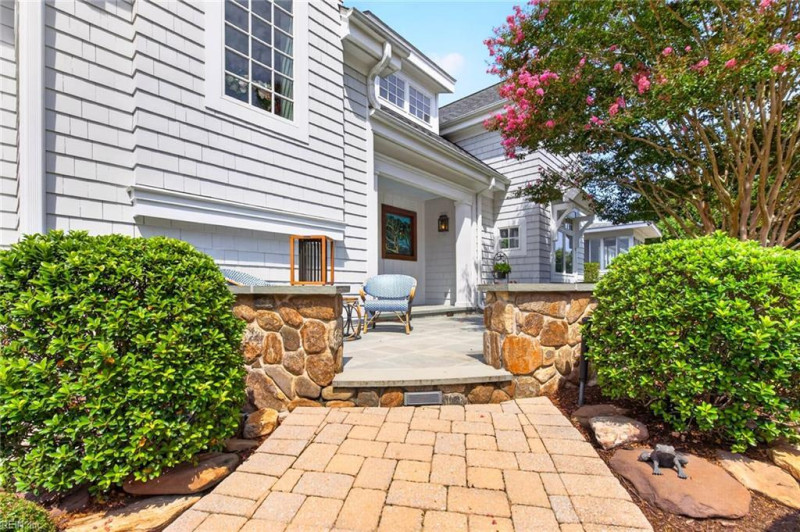 Photo 2 of 47 residential for sale in Virginia Beach virginia