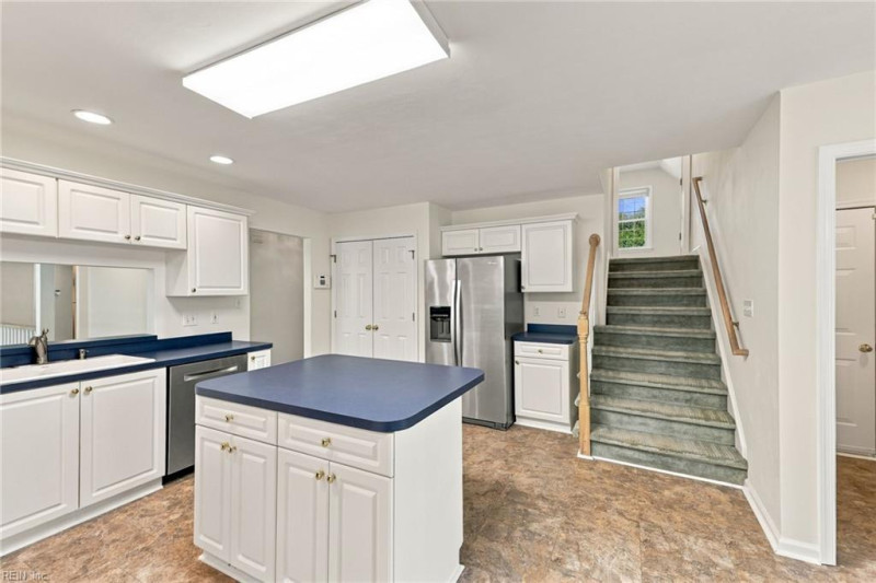 Photo 13 of 33 residential for sale in Virginia Beach virginia Photo 13 of 33 residential for sale in Virginia Beach virginia