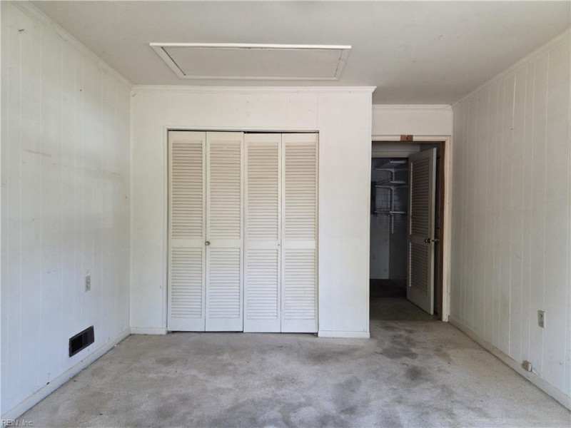 Photo 28 of 31 residential for sale in Hampton virginia