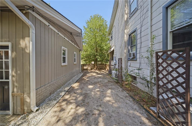 Photo 29 of 42 residential for sale in Norfolk virginia Photo 29 of 42 residential for sale in Norfolk virginia