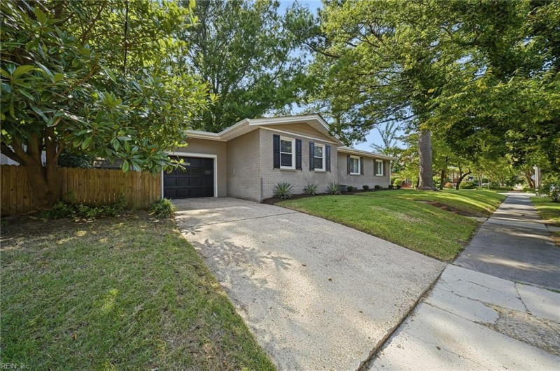 Photo 3 of 42 residential for sale in Norfolk virginia Photo 3 of 42 residential for sale in Norfolk virginia