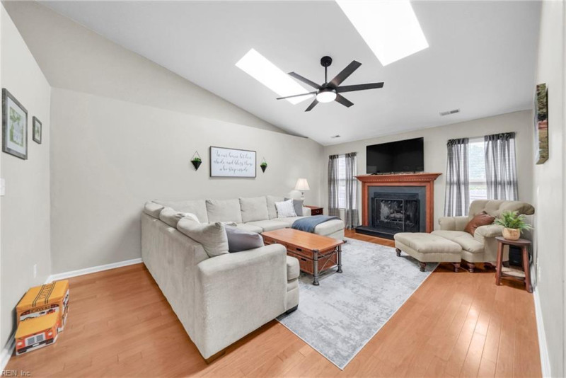 Photo 10 of 49 residential for sale in Newport News virginia
