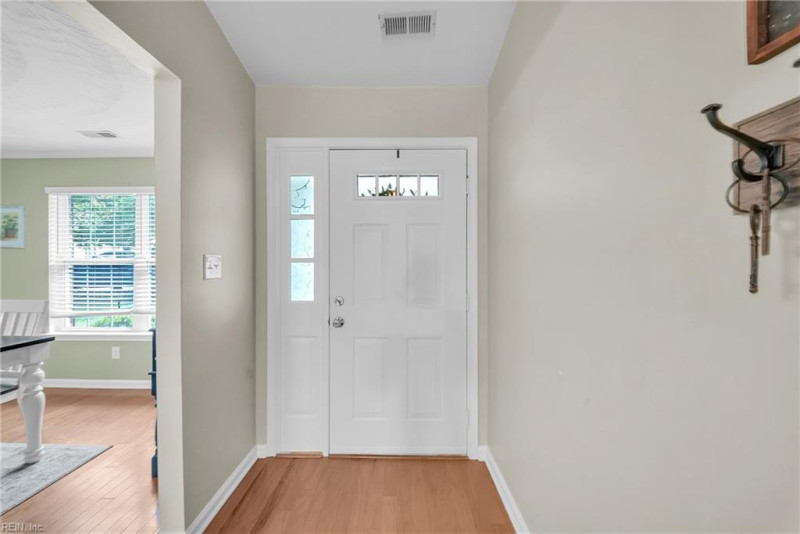 Photo 8 of 49 residential for sale in Newport News virginia