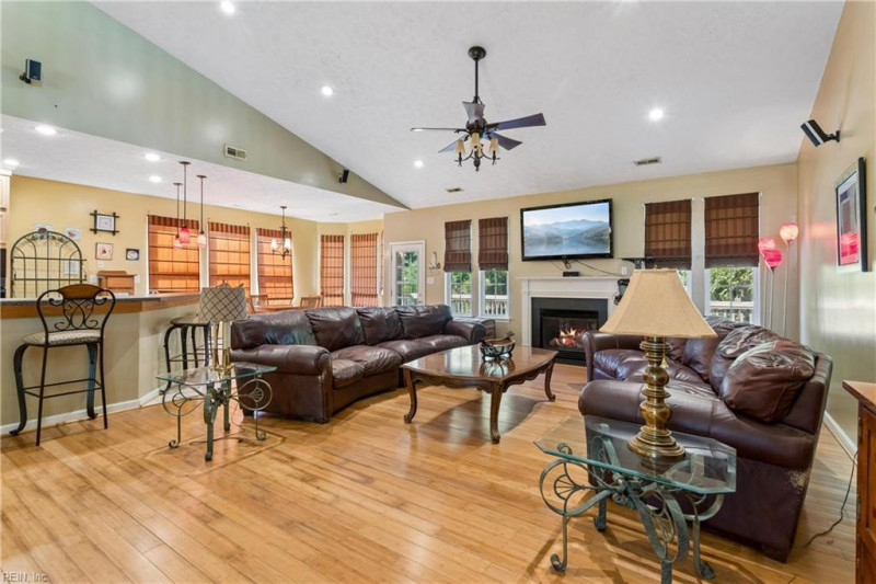 Photo 12 of 50 residential for sale in Isle of Wight County virginia