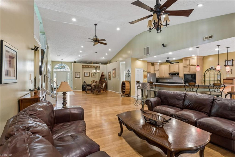 Photo 14 of 50 residential for sale in Isle of Wight County virginia