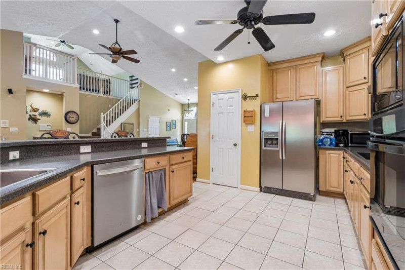 Photo 18 of 50 residential for sale in Isle of Wight County virginia