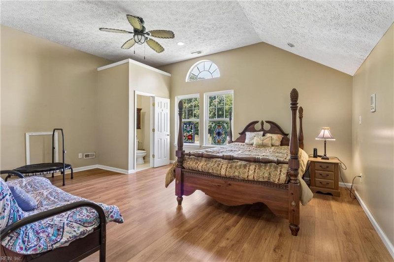 Photo 23 of 50 residential for sale in Isle of Wight County virginia