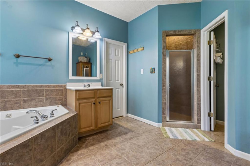 Photo 33 of 50 residential for sale in Isle of Wight County virginia