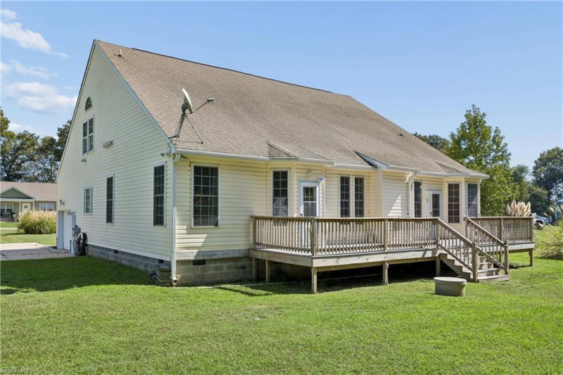 Photo 44 of 50 residential for sale in Isle of Wight County virginia
