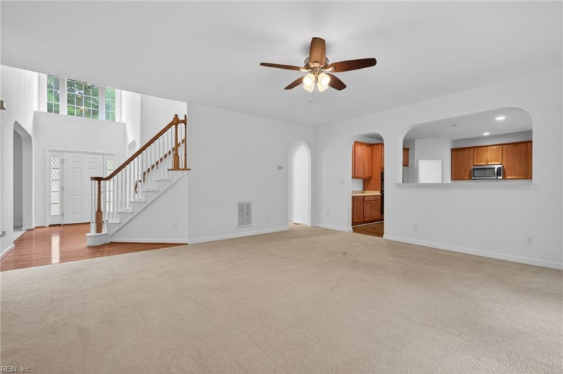 Photo 12 of 50 residential for sale in York County virginia