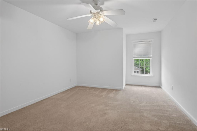 Photo 36 of 50 residential for sale in York County virginia