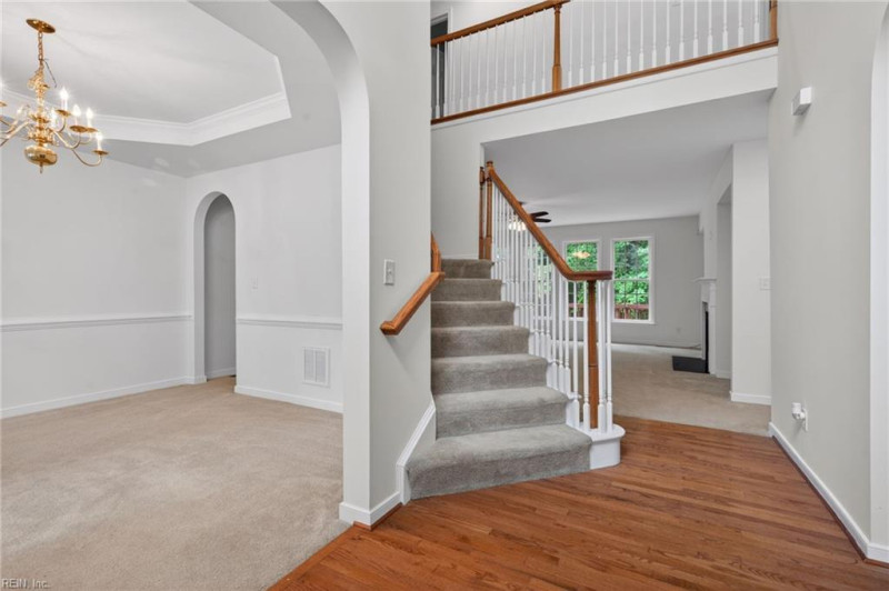 Photo 5 of 50 residential for sale in York County virginia