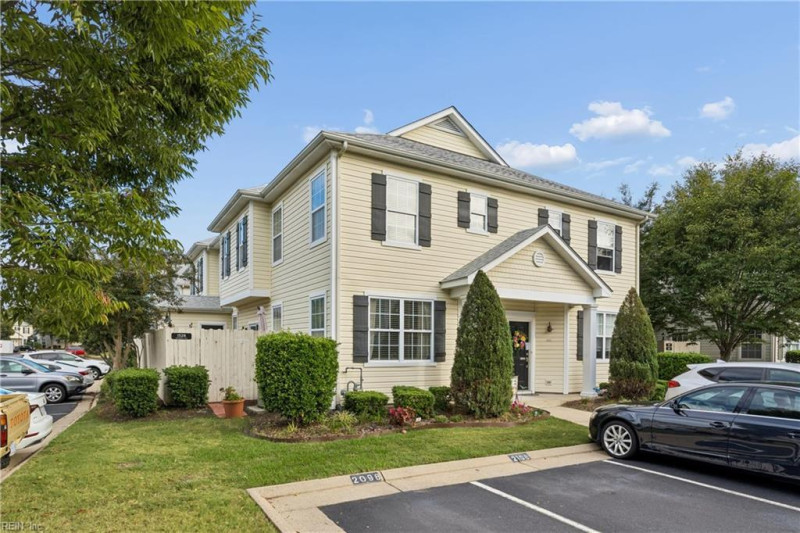 Photo 33 of 43 residential for sale in Chesapeake virginia
