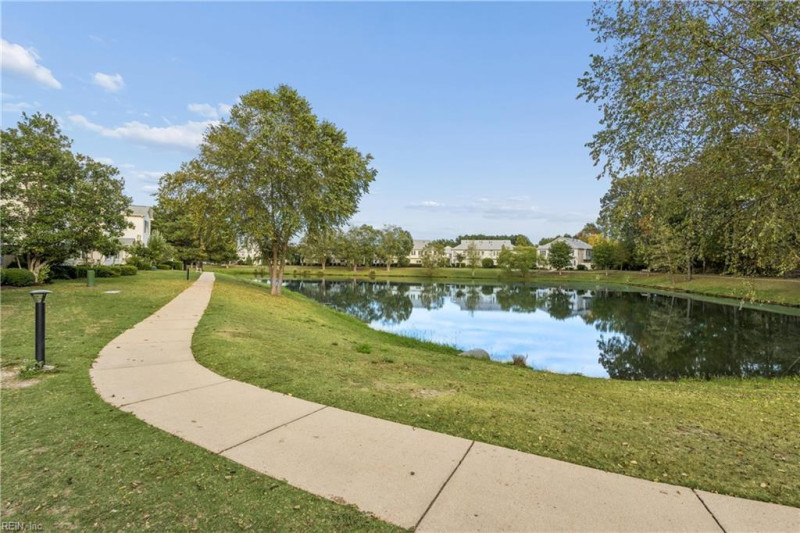 Photo 37 of 43 residential for sale in Chesapeake virginia