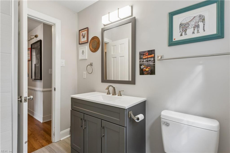 Photo 17 of 40 residential for sale in Newport News virginia