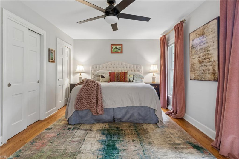 Photo 19 of 40 residential for sale in Newport News virginia