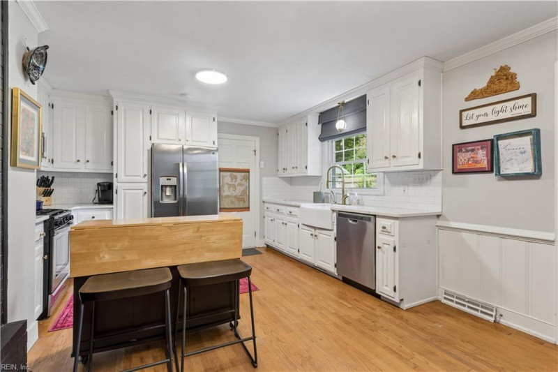 Photo 2 of 40 residential for sale in Newport News virginia