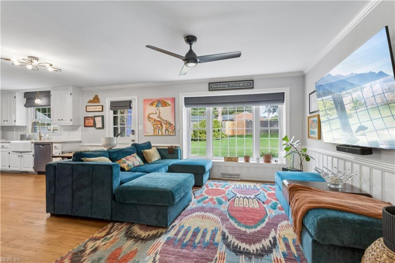 Photo 3 of 40 residential for sale in Newport News virginia