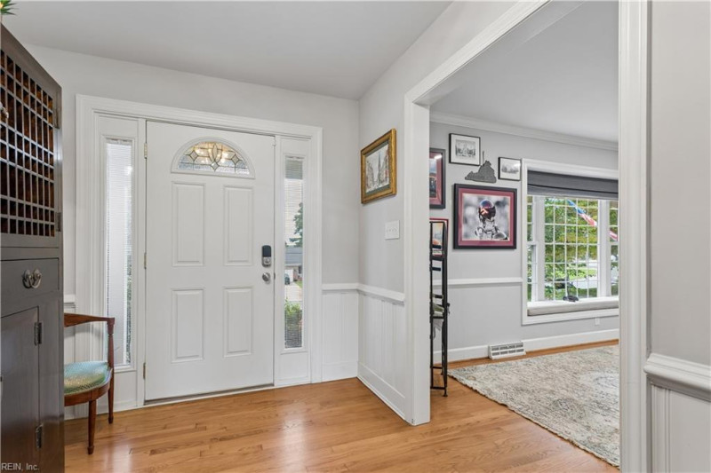 Photo 9 of 40 residential for sale in Newport News virginia