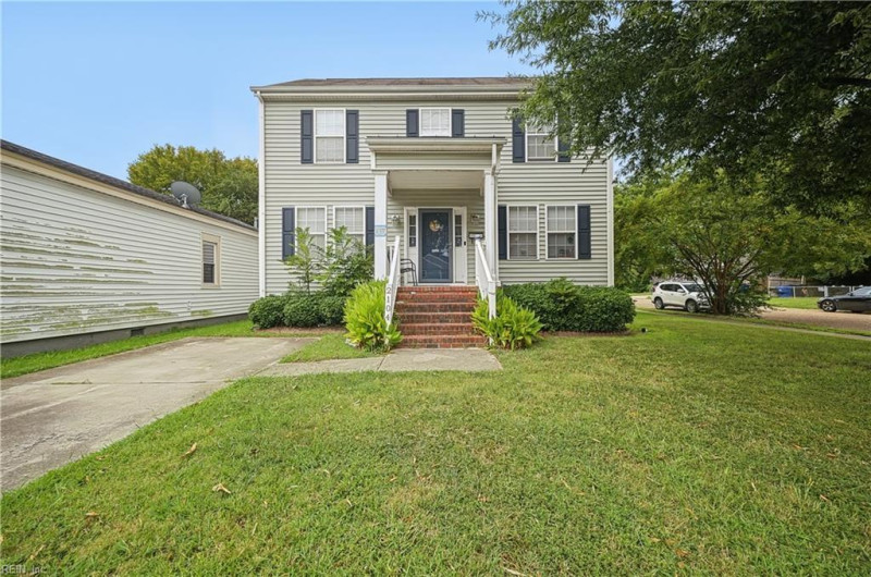 Photo 1 of 22 residential for sale in Portsmouth virginia