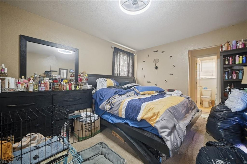Photo 12 of 22 residential for sale in Portsmouth virginia