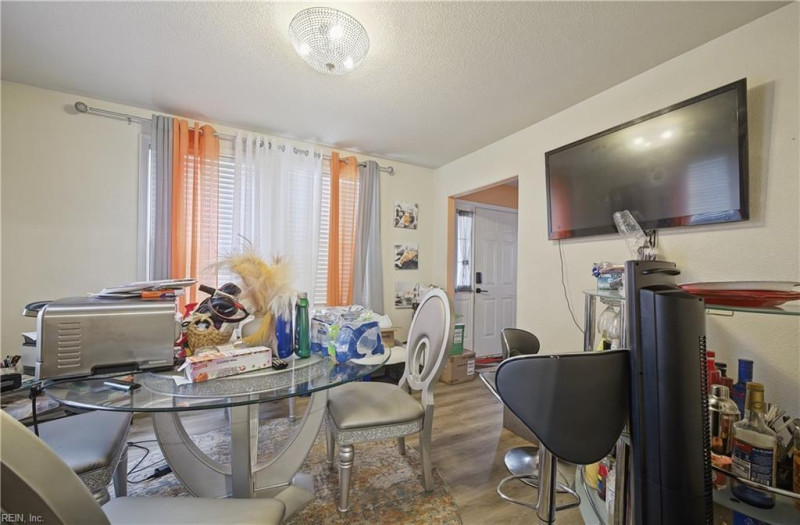 Photo 6 of 22 residential for sale in Portsmouth virginia
