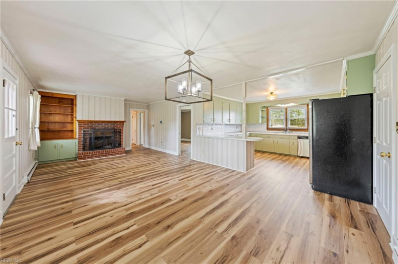 Photo 5 of 17 residential for sale in Suffolk virginia Photo 5 of 17 residential for sale in Suffolk virginia