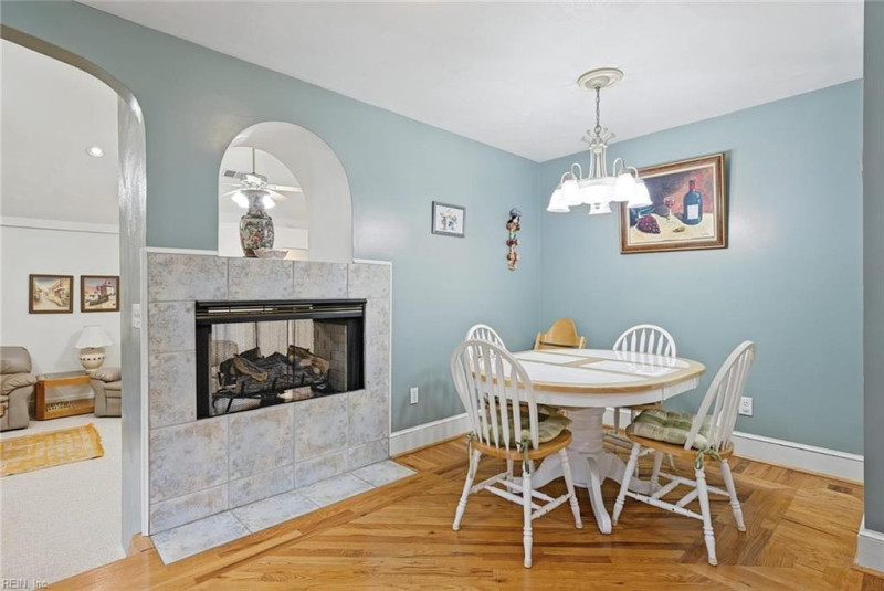 Photo 14 of 50 residential for sale in Norfolk virginia