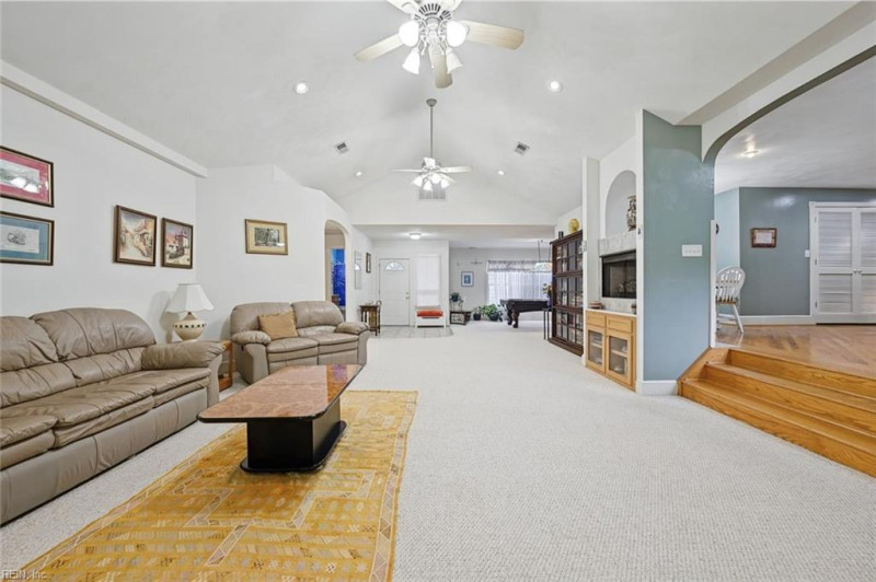 Photo 3 of 50 residential for sale in Norfolk virginia
