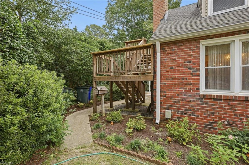 Photo 43 of 50 residential for sale in Norfolk virginia