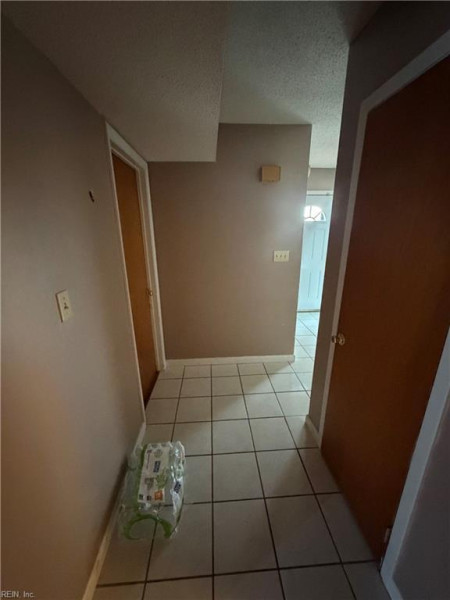 Photo 3 of 11 residential for sale in Virginia Beach virginia
