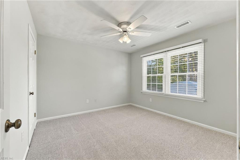 Photo 36 of 50 residential for sale in Chesapeake virginia