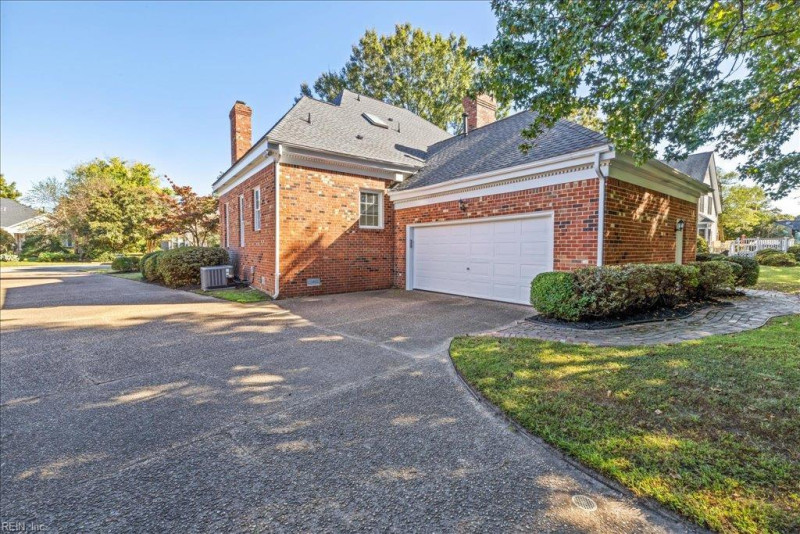 Photo 37 of 48 residential for sale in Hampton virginia