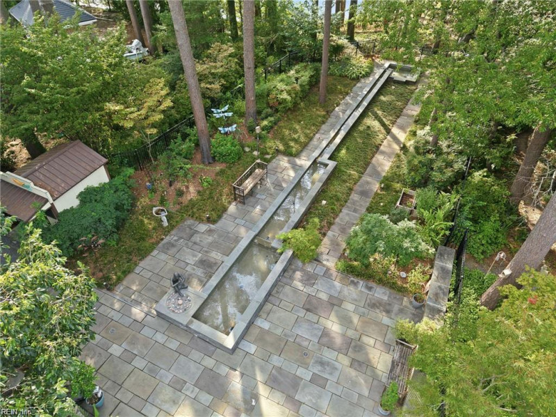 Photo 13 of 50 residential for sale in Virginia Beach virginia