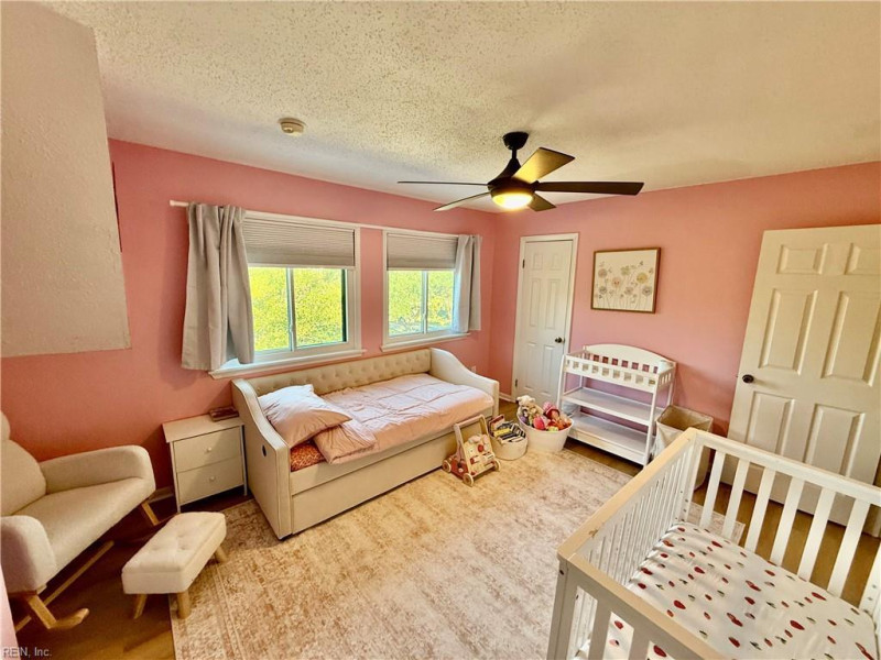 Photo 16 of 30 residential for sale in Virginia Beach virginia