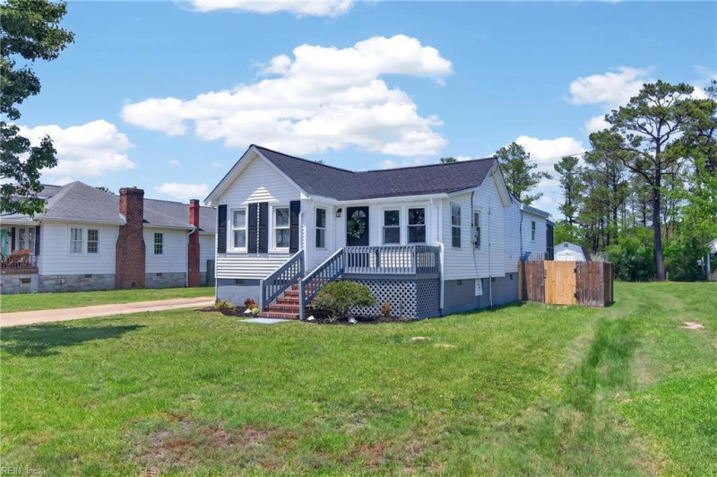 Photo 1 of 42 residential for sale in Poquoson virginia Photo 1 of 42 residential for sale in Poquoson virginia