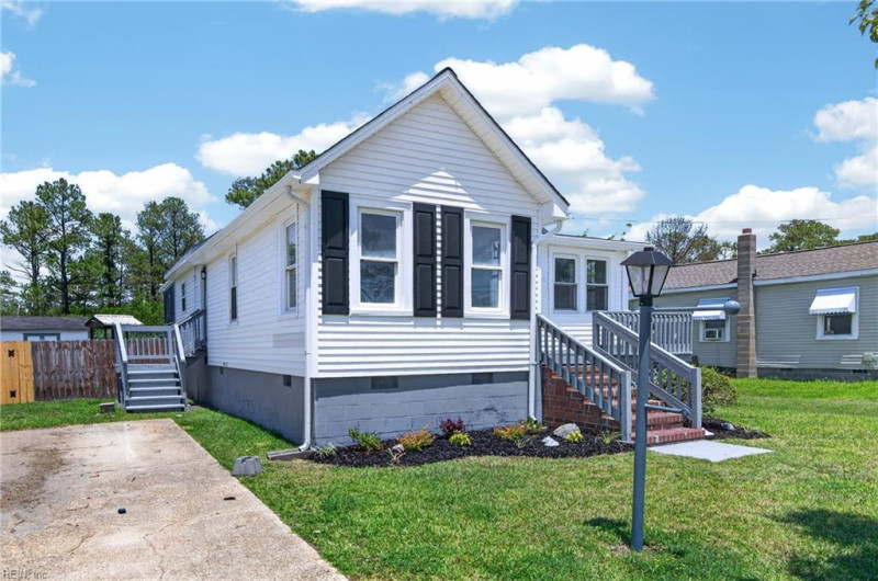 Photo 3 of 42 residential for sale in Poquoson virginia Photo 3 of 42 residential for sale in Poquoson virginia