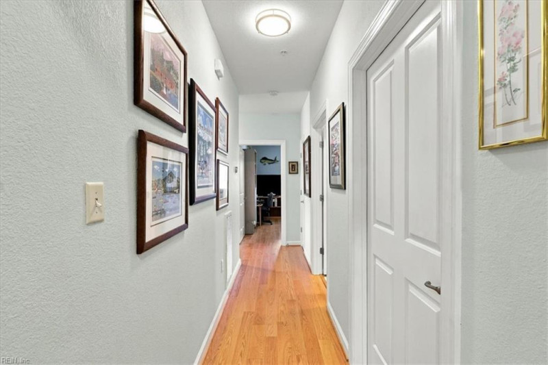 Photo 17 of 45 residential for sale in Norfolk virginia Photo 17 of 45 residential for sale in Norfolk virginia