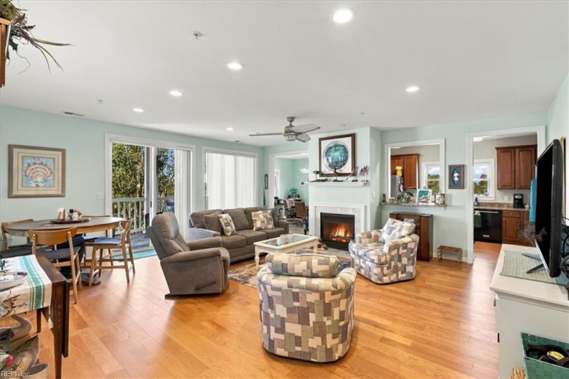 Photo 3 of 45 residential for sale in Norfolk virginia Photo 3 of 45 residential for sale in Norfolk virginia