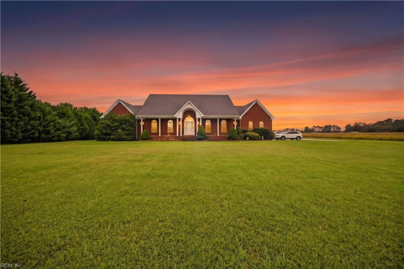 Photo 1 of 33 residential for sale in Currituck County virginia